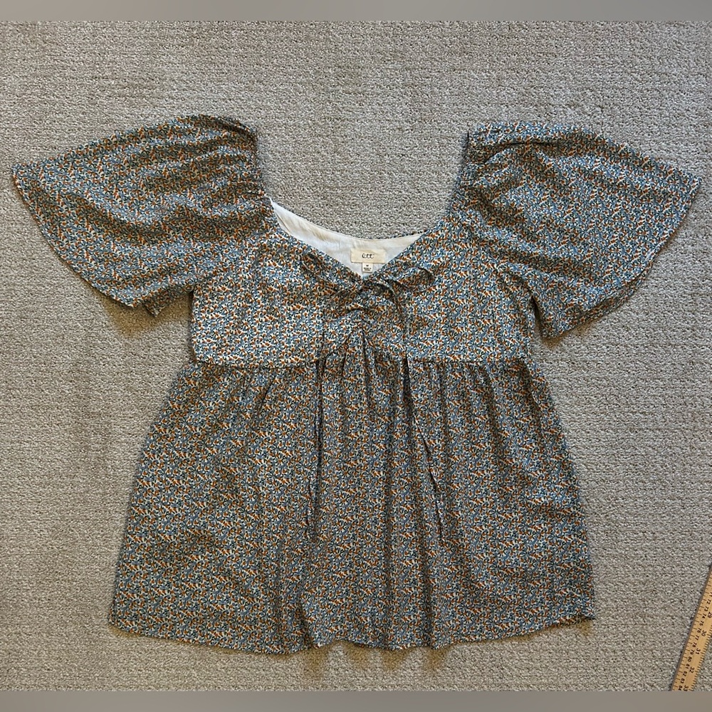 OTT Womens Size Medium Printed Short Sleeve‎ Blouse Lightweight Peasant